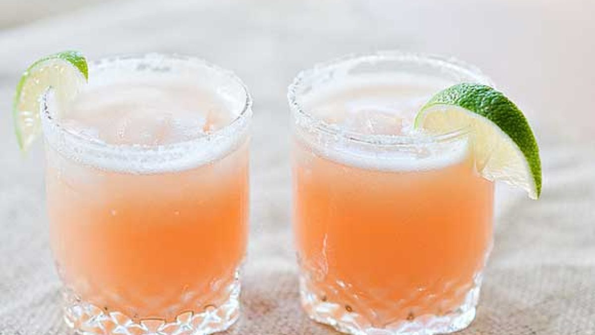 Pink-Grapefruit-Margaritas