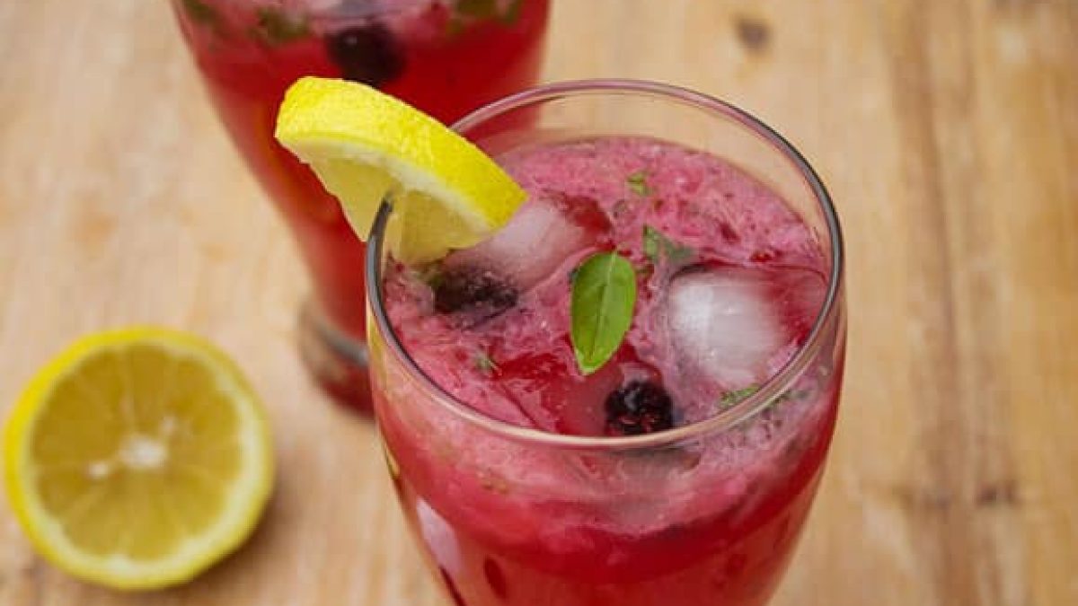 Blackberry Basil Lemonade
