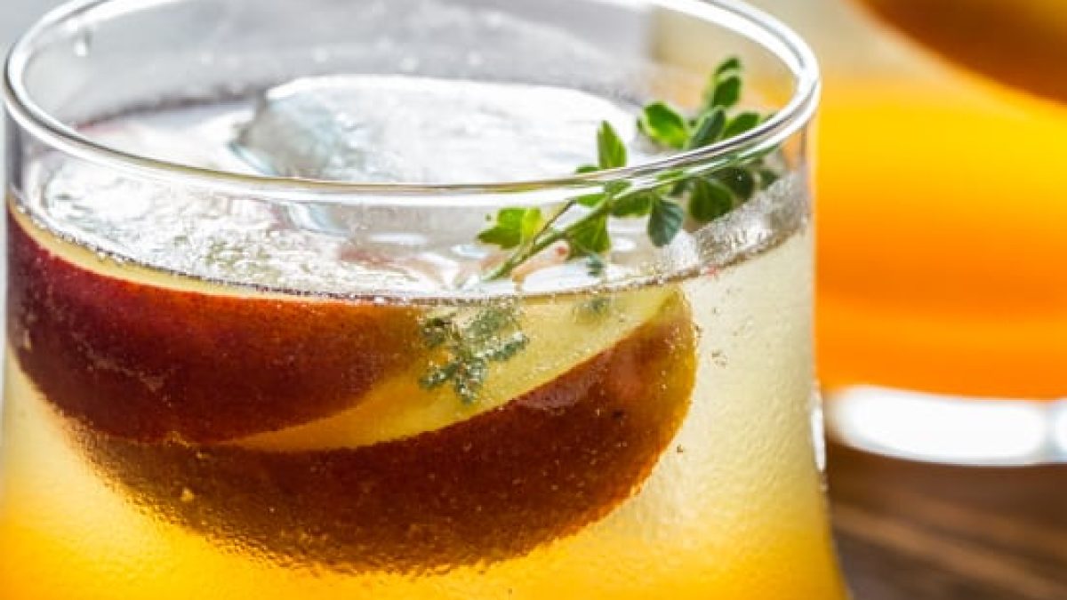 Roasted-Peach-Bourbon-Cocktail-4-of-5