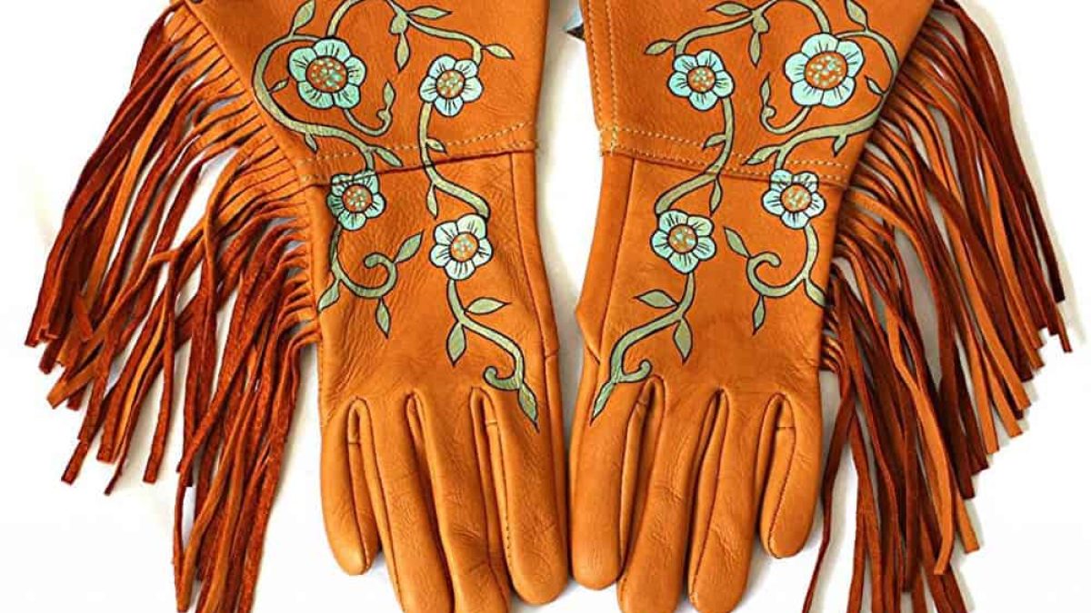 Patricia Wolf Deerskin Fringe Gloves