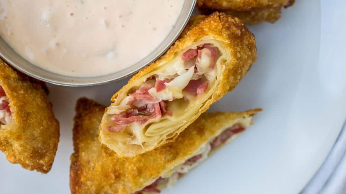 5-ways-to-eat-a-reuben-for-St.-Patrick's-Day
