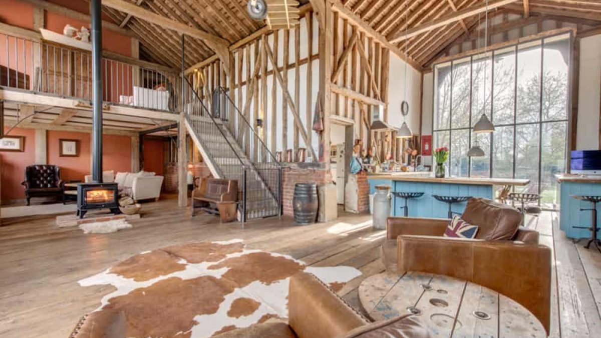 8-Converted-barn-homes-you'll-want-to-live-in