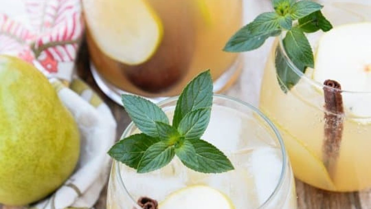 spiced-pear-ginger-cocktail