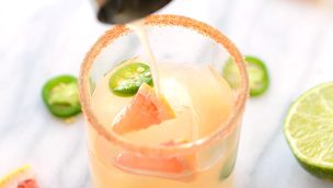 featured-spicy-grapefruit-marg