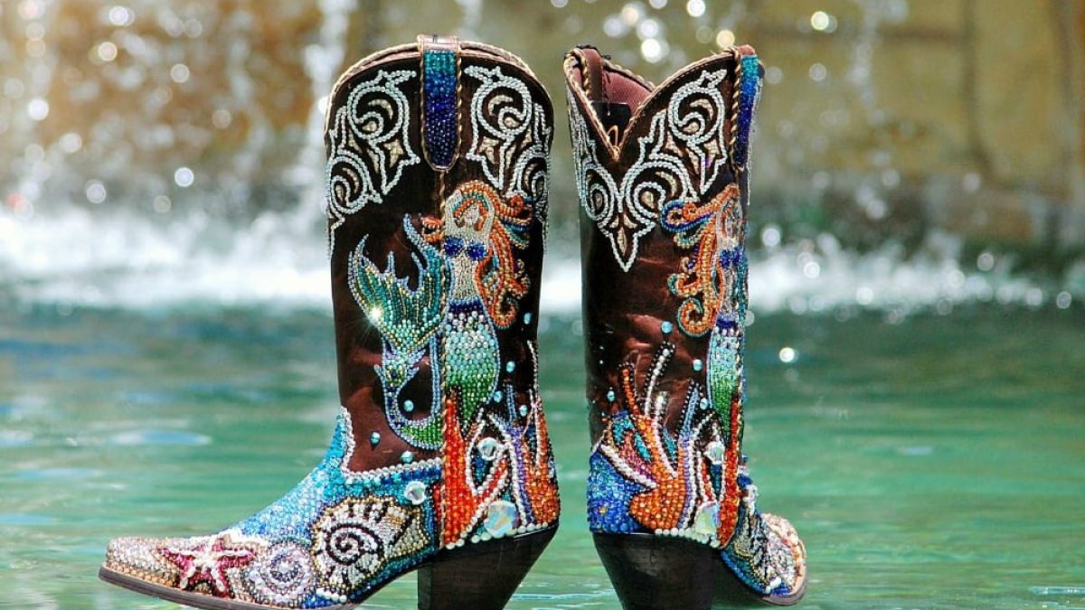 bling blinged boots cowgirl magazine