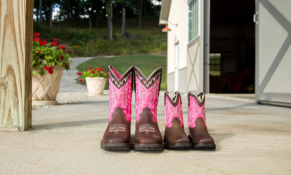 durango pink ribbon boots