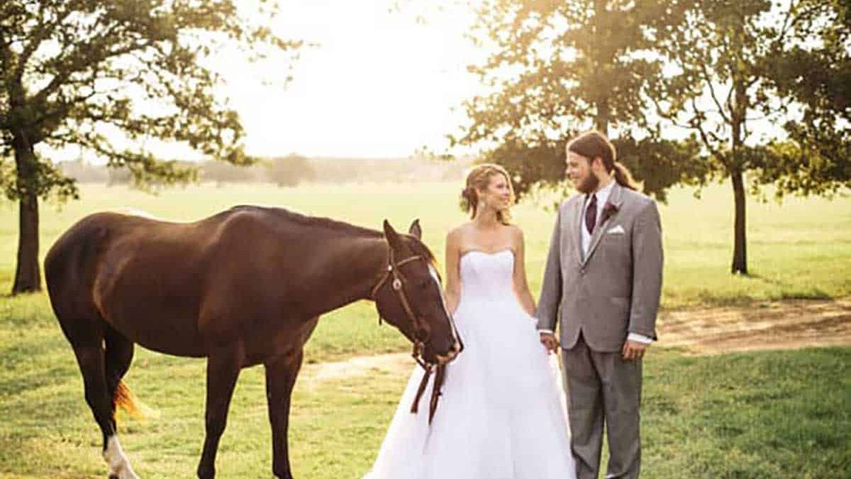 cowgirl weddings with horses