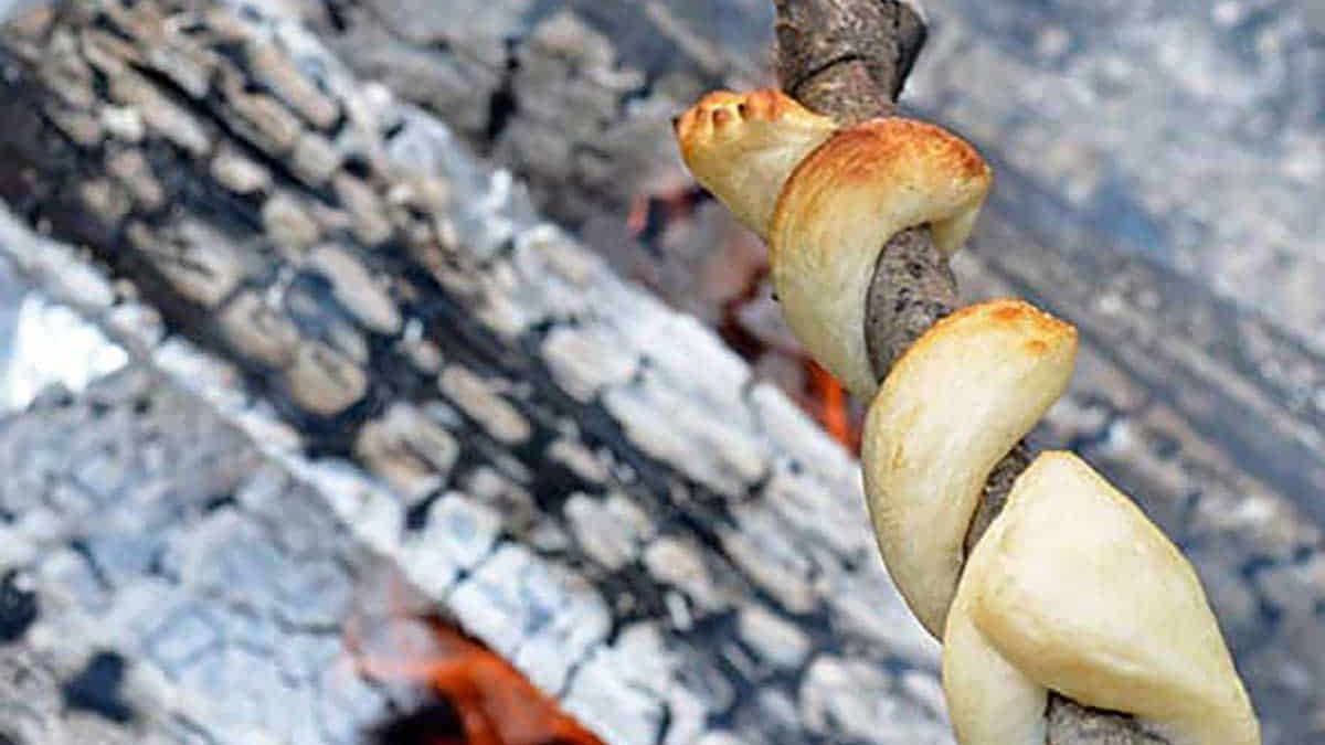 Campfire-Breadsticks