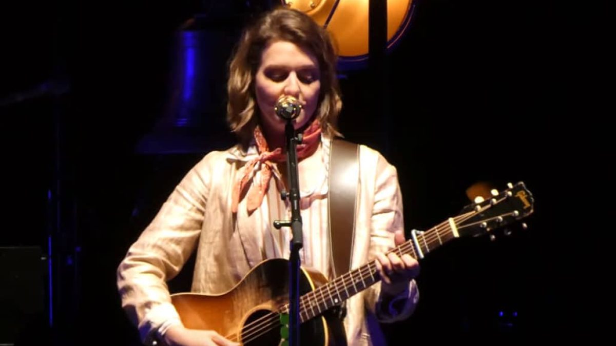 Brandi Carlile is Calling Out the Cowboys in her song Cowgirls