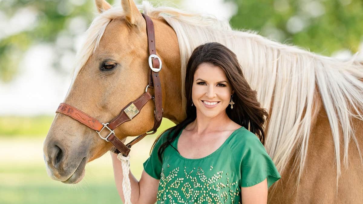 Kirstie Marie's shoot with Hailey Lockwood cowgirl magazine