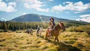 9 dra ranches cowgirl magazine