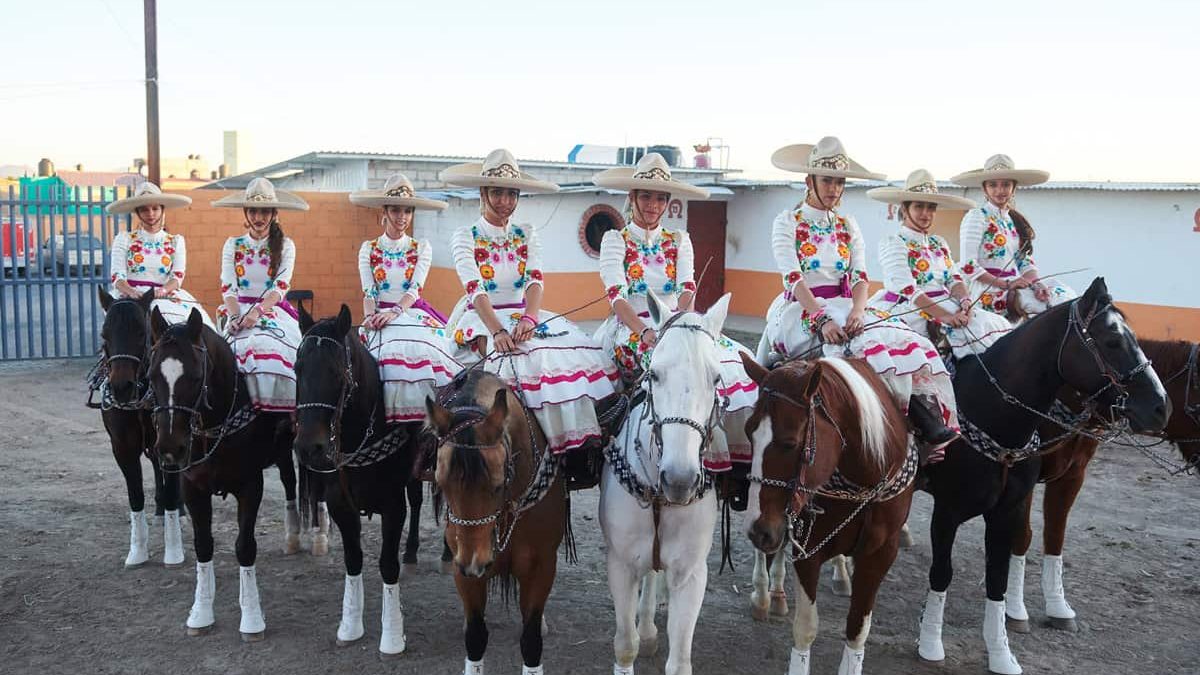 escaramuza mexican rodeo sport female cowgirl magazine