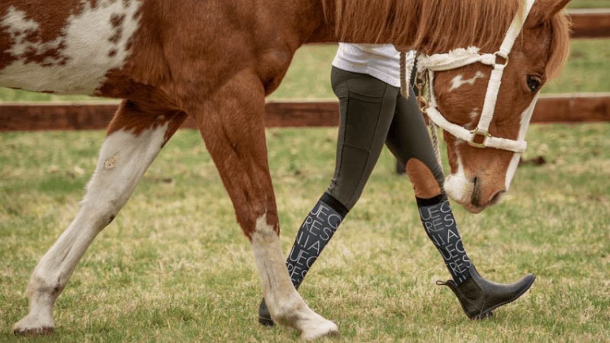 cowgirl-magazine-leg-soaker