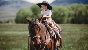 farm life cowgirl magazine