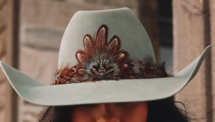 cowgirl-magazine-feather-hat-bands